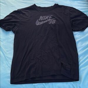 Nike SB Men's Black T-Shirt